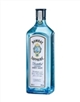 Bombay Sapphire Gin è uno dei Premium Gin più popolari sul ​​mercato per una buona ragione. Questo London Dry Gin si distingue per essere un classico tra  i gin senza avere un ingrediente particolarmente aggressivo e schiacciante sugli altri  botanici, è questo che lo rende ideale per la miscelazione in qualsiasi cocktail a base di gin.  Al di là della miscelabilità e  sapore aromatico, Bombay Sapphire è anche disponibile a  prezzi ragionevoli in modo che possa un diventare un riferimento affidabile in ogni bar.  Una delle ragioni per cui questo prodotto è unico, risiede  nella sua distillazione in alambicchi Carter Head, ormai più unici che rari, dei quali l’azienda bombay sapphire ne detiene bensì 3. Infatti i botanicals, contrariamente alle tecniche standard di infusione degli stessi nello spirit per essere ridistillati, vengono posizionati in appositi cestelli di rame sopra il liquido da distillare. Questo sistema elimina qualsiasi impurità presente nei botanicals stessi , in quanto solo il vapore attraversa gli stessi, estraendo solo i profumi e gli aromi più delicati, donando morbidezza e fragranza al prodotto finale.  Bombay Sapphire e’ anche ideale per introdurre le persone al gin perché non è opprimente e aggressivo, bensì molto attraente e soave al palato per tutti i gusti.  Degustandolo, il Bombay Sapphire si apre con un tocco di ginepro, di agrumi maturi e fragranti note speziate. Il palato è eccezionalmente morbido e permette ai botanici di aprirsi uno ad uno ed amalgamarsi perfettamente con il  ginepro che rimane  leggermente più marcato. Il finale è audace, ma mantiene la il corpo dello spirito, i 10 botanicals si esprimono in perfetto equilibrio  I botanicals che compongono il Bombay Sapphire sono tutt’ altro che segreti, infatti essi sono impressi su ogni bottiglia di distillato. Quello che rimane segreta è la quantità impiegata di ogni uno di essi.