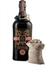 Birra artigianale rifermentata in bottiglia, prodotta con il metodo
dell’alta fermentazione, a partire da malti d’orzo e luppoli selezionati
si presenta di un colore ramato carico, velato da una lieve
torbidità che testimonia l’artigianalità del processo produttivo, una
schiuma fine e persistente. L’aroma è caratterizzato dalle note di
malto, caramello, ben bilanciate dall’aroma tipico del luppolo
aromatico. All’assaggio si distingue per il suo gusto rotondo,
risultato di un equilibrio fra la dolcezza tipica dei malti speciali
utilizzati ed una gradevole amarezza che la rendono una birra a tutto
pasto.
L’artigianalità della produzione, il metodo dell’alta fermentazione,
la non filtrazione e la non pastorizzazione possono creare un
sedimento sul fondo della bottiglia.