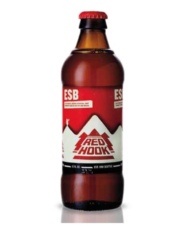 Prodotta nella birreria di RedHook fondata negli anni ‘80 a Seattle
è diventata rapidamente una delle prime birrerie artigianali americane
in ordine di importanza.
La sua maggiore produzione avviene ora sulla costa Atlantica a
Portsmouth, New Hampshire. RedHook ESB è prodotta seguendo lo
stile British ESB (Extra Special Bitter), viene prodotta dal 1987, ed
è ora il punto di riferimento per la categoria delle birre ambrate.
Nonostante la tipologia bitter Redhook ESB ha un gusto equilibrato
tra la dolcezza del malto caramellato e l’aroma di limone e speziato
conferito dal luppolo. REDHOOK